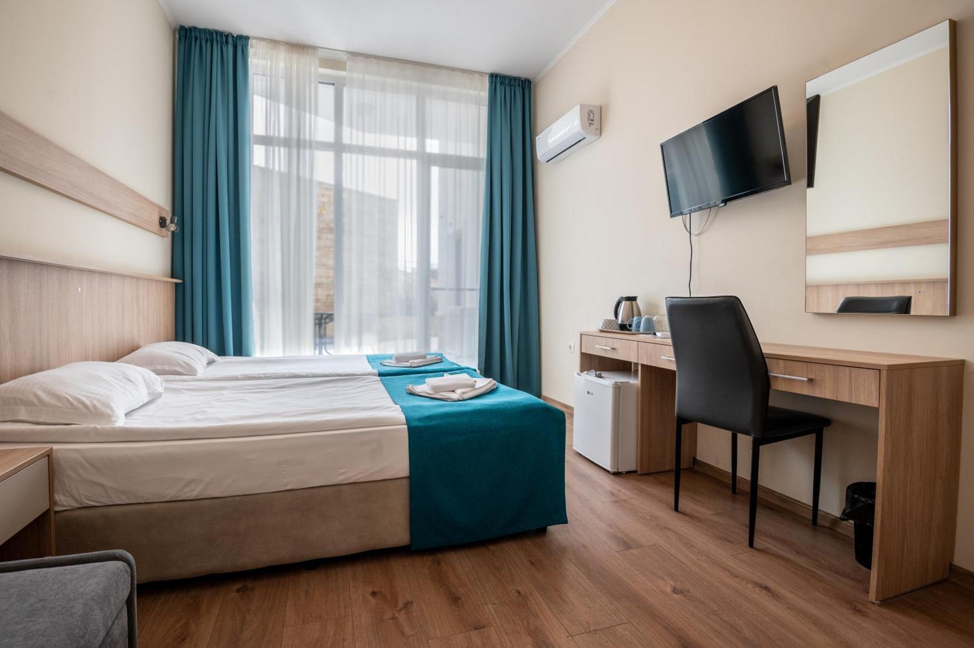 Samara With Relax Area Готель 3*