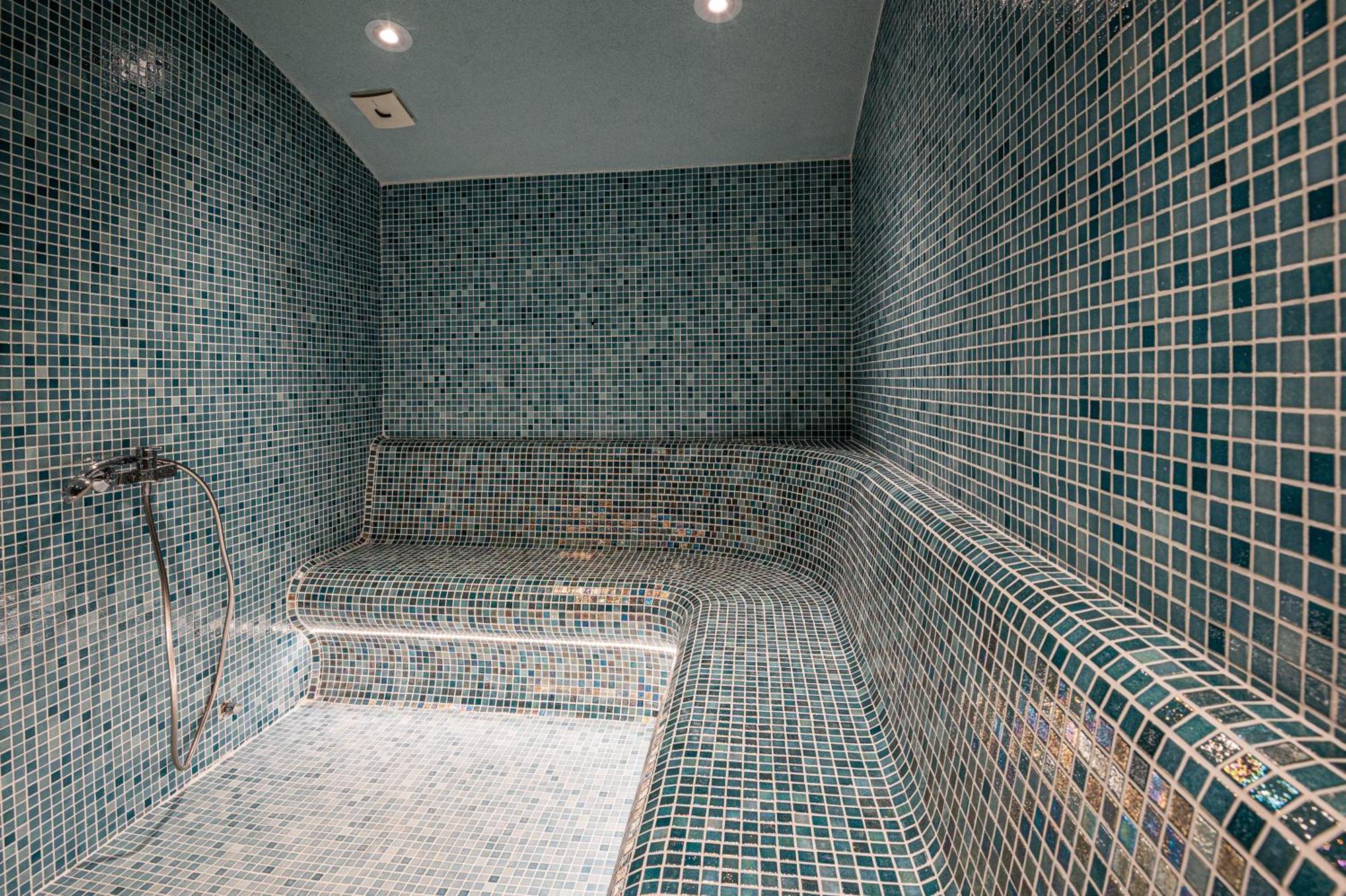 Samara With Relax Area Готель